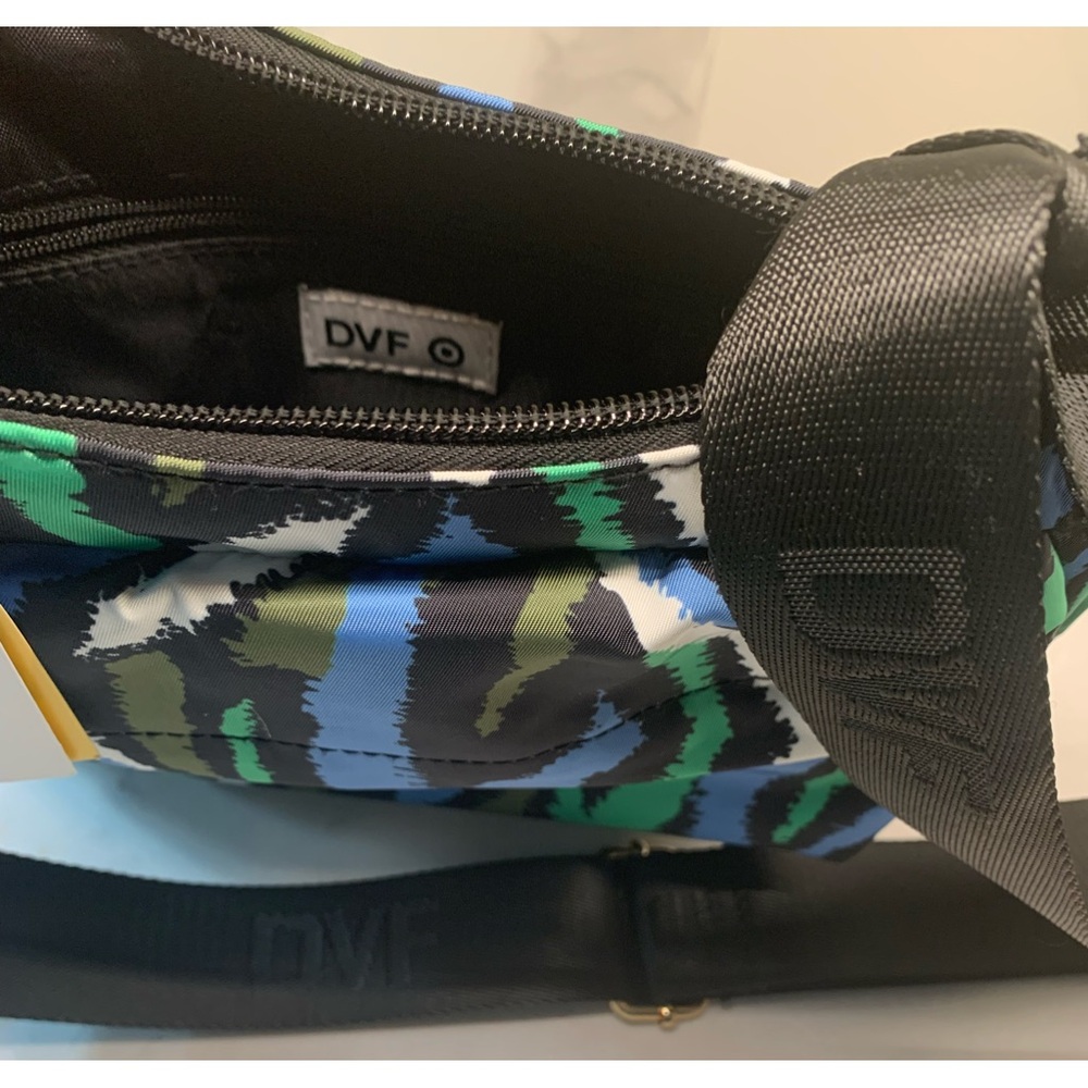 NEW DVF x Target Disco Zebra Crossbody Utility Bag - Picture 7 of 9